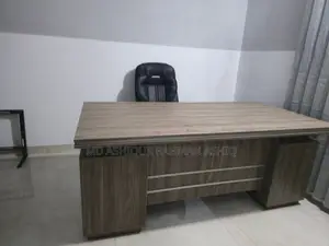 অফিস ডেস্ক