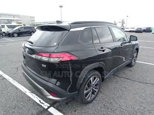 Toyota Corolla Cross Z Black Full Option 2022