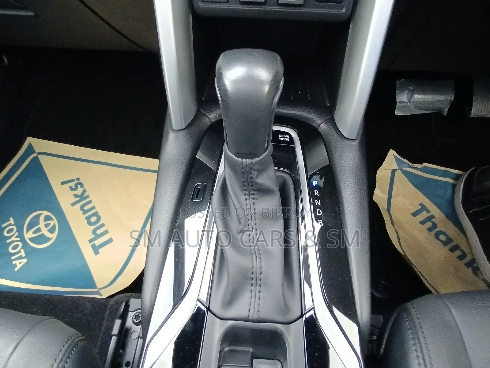 Toyota Corolla Cross Z Black Full Option 2022