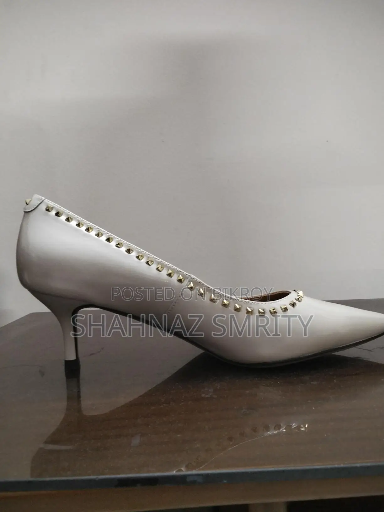 Two pairs of used new high heels