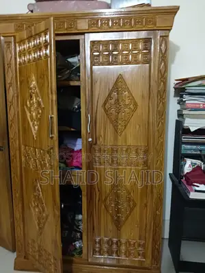 Almirah for sale