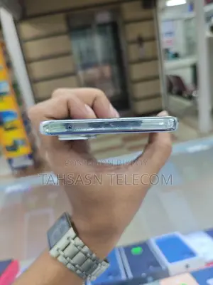 Vivo Y400 Pro 5g 8/128 (Used)