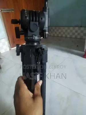 Tripod