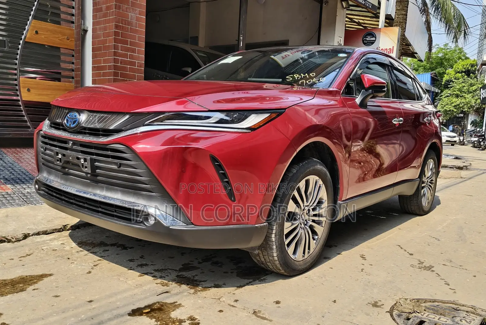 Toyota Harrier Z LEATHER HYBRID 2021
