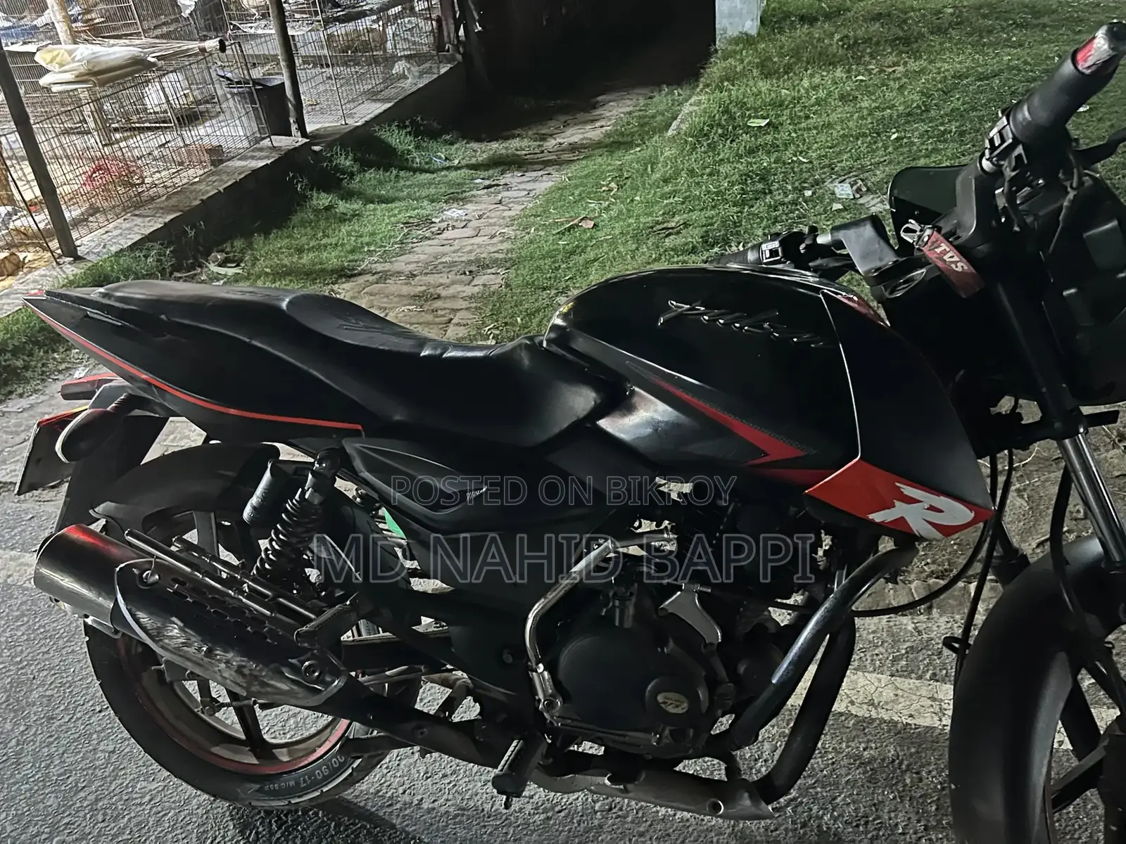 Bajaj Pulsar 150 2015
