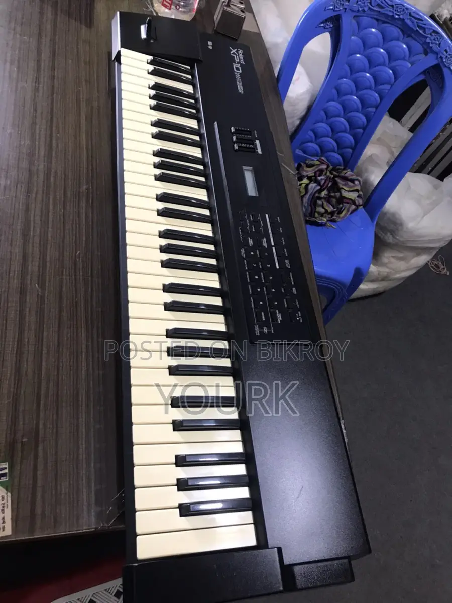 Roland Xp-10 Japan