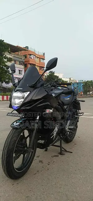 Suzuki Gixxer SF 2017