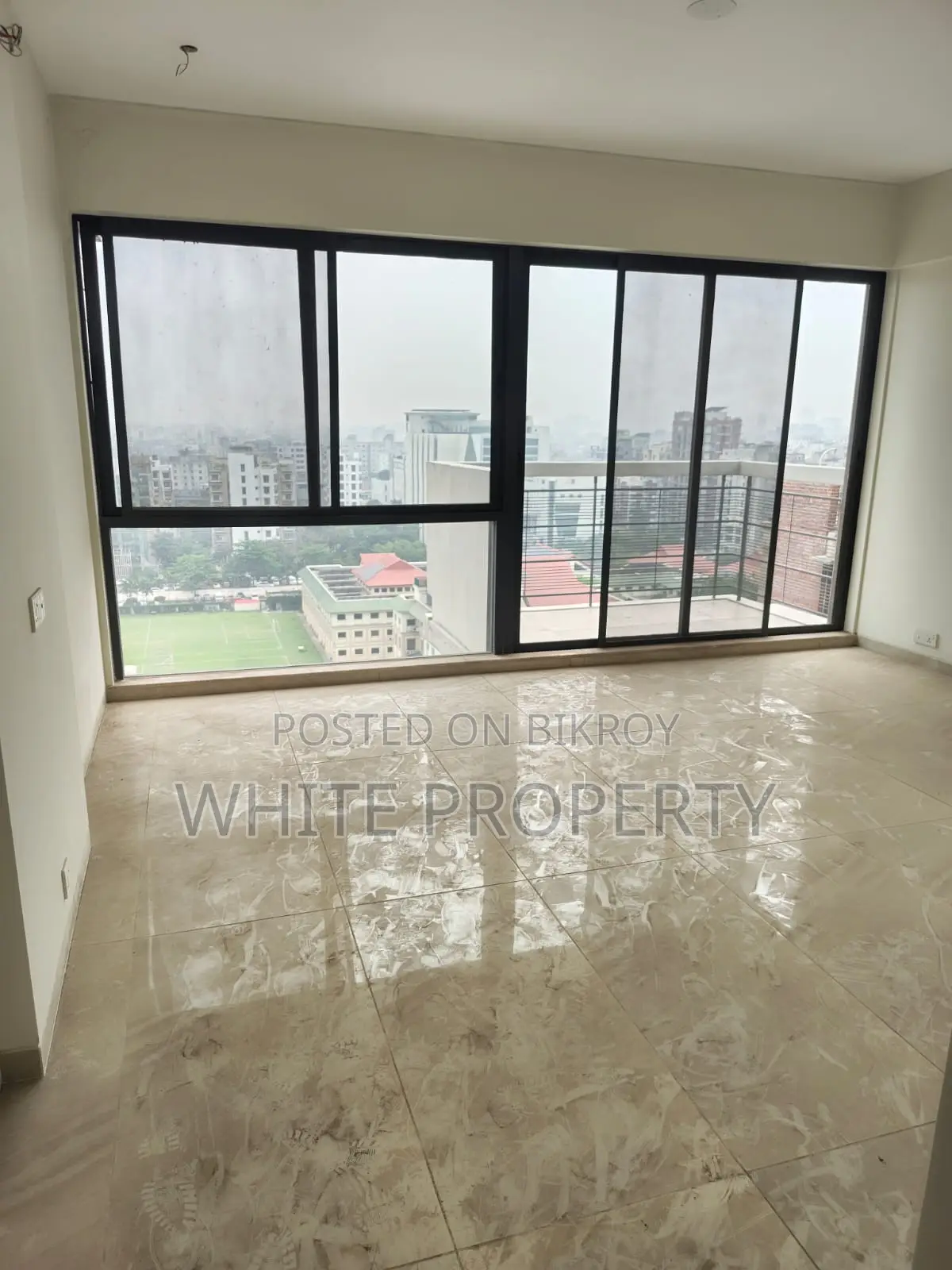 Santa Luxurious Apartment sale at Bashundhara R/A