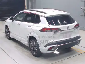 Toyota Corolla Cross 2022 Pearl