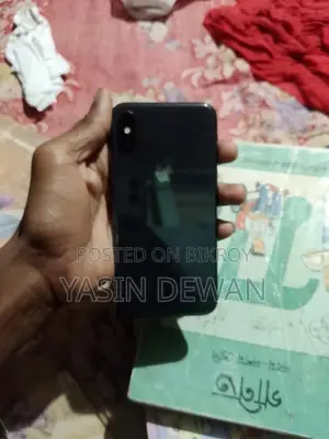 Apple iPhone X (Used)