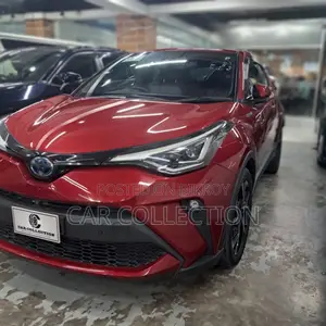 Toyota C-HR G PACKAGE RED WINE 2021