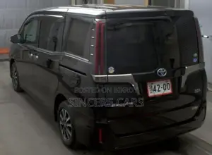 Toyota Esquire GI PREMIUM 4 POINT 2021