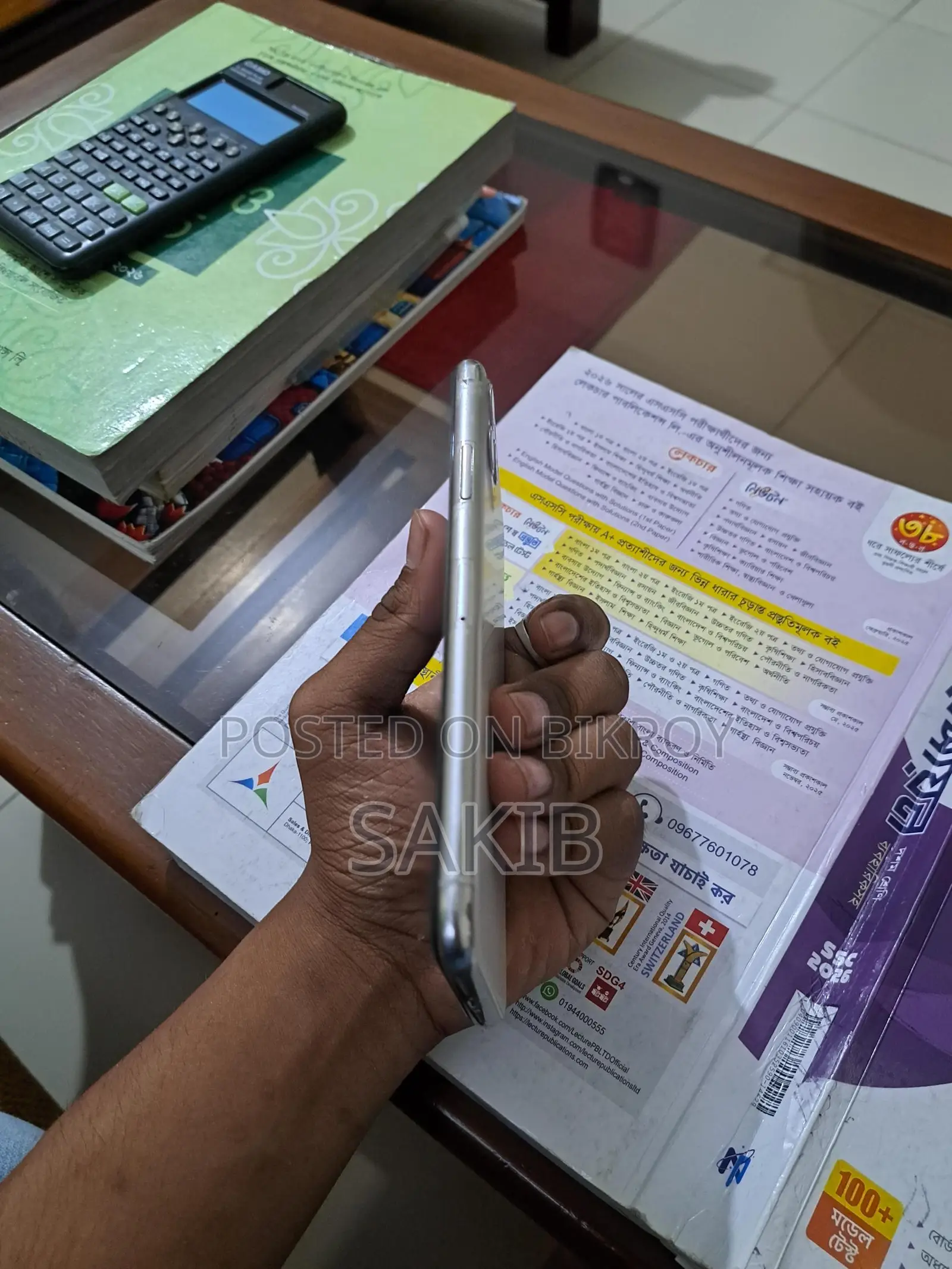 Apple iPhone 11 Pro Max . (Used)