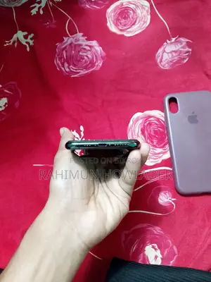 Apple iPhone XS in brand new condition (Used)