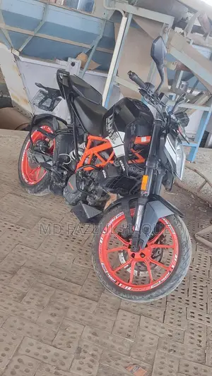 KTM Duke 125 . 2023