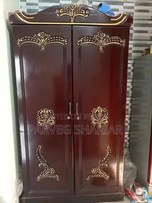 Almirah for Sale!