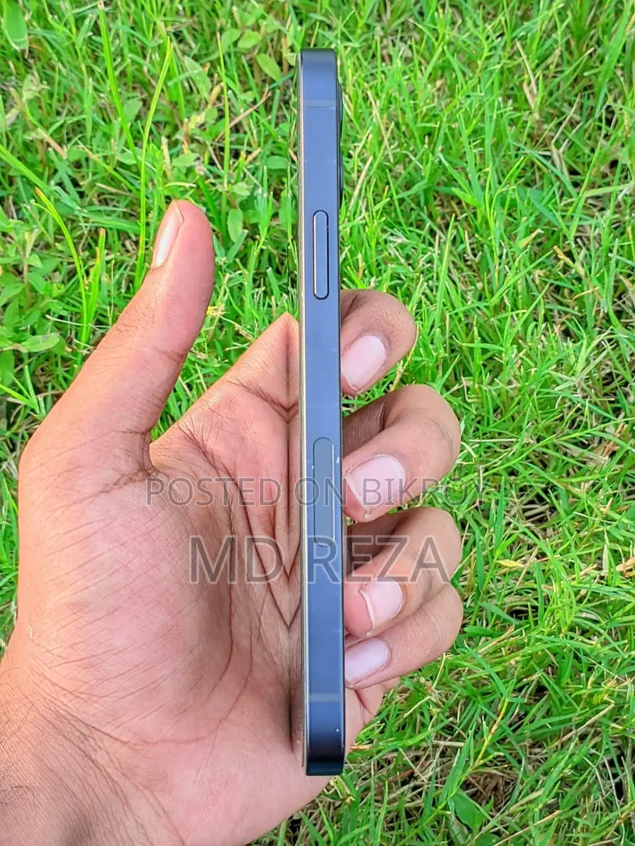 Apple iPhone 12 Fresh (Used)