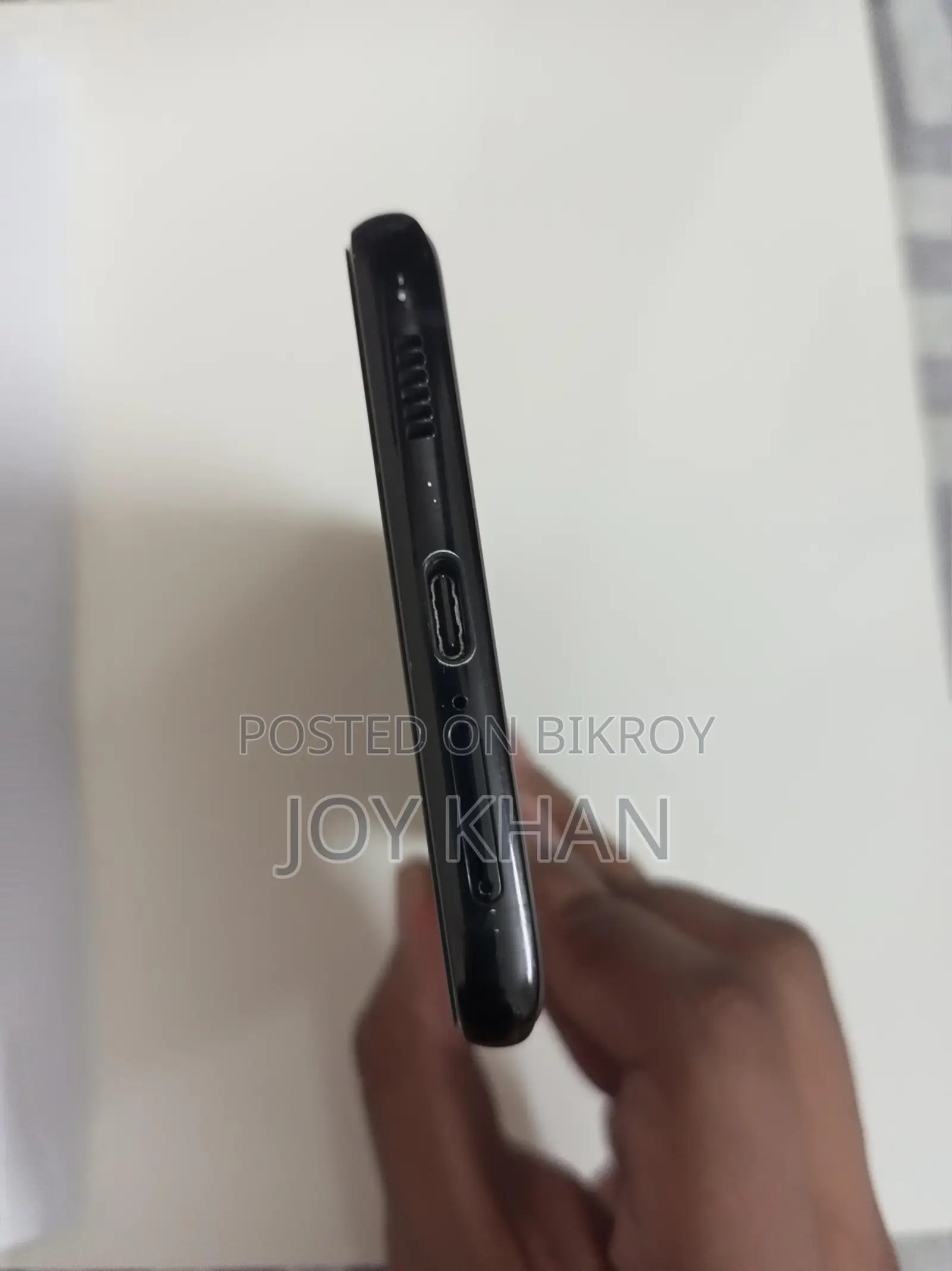 Samsung Galaxy S21 Plus . (Used)