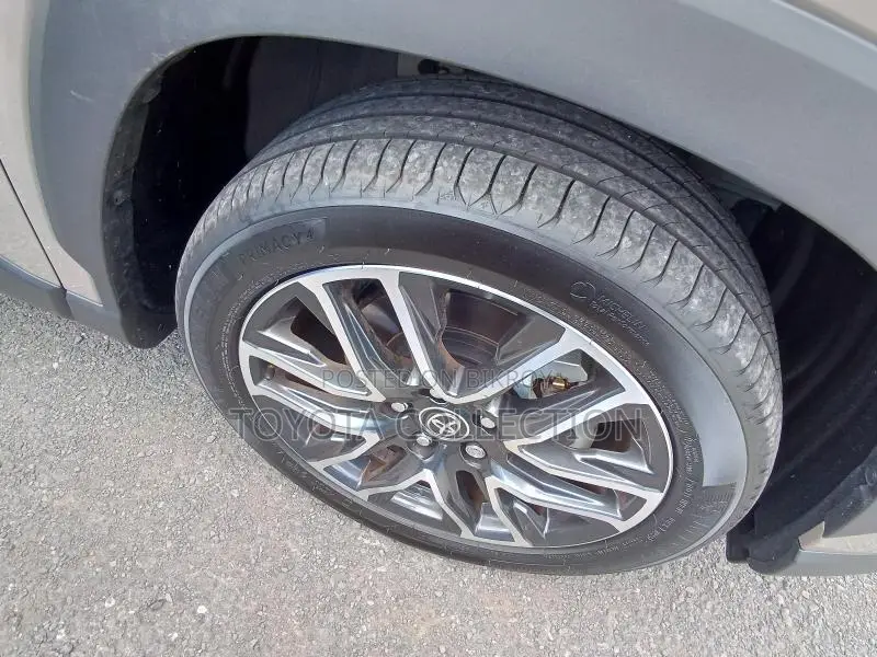 Toyota Corolla Cross Z ALL OPTION NEW 2025