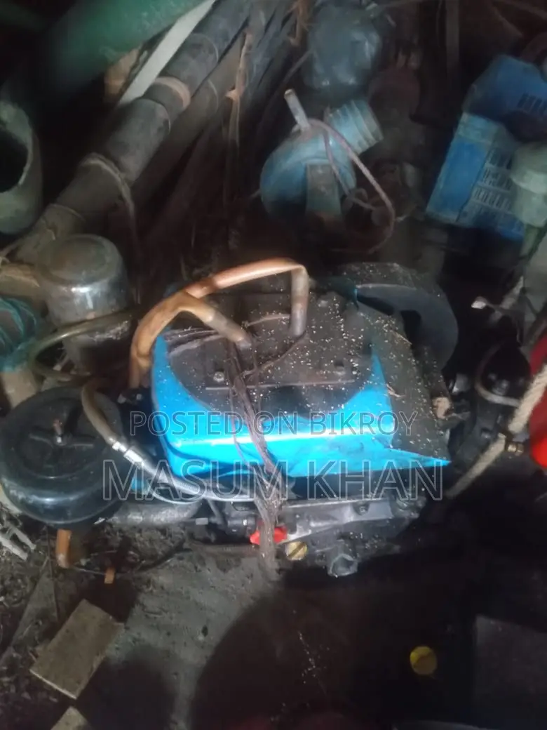 একটি ৪ ইঞ্চি পানির মেশিন বিক্রি হবে
