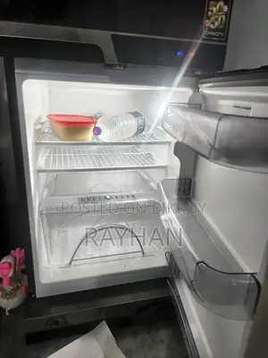Marcel Finger Sensor Fridge