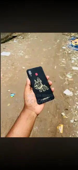 Samsung Galaxy A20 (Used)