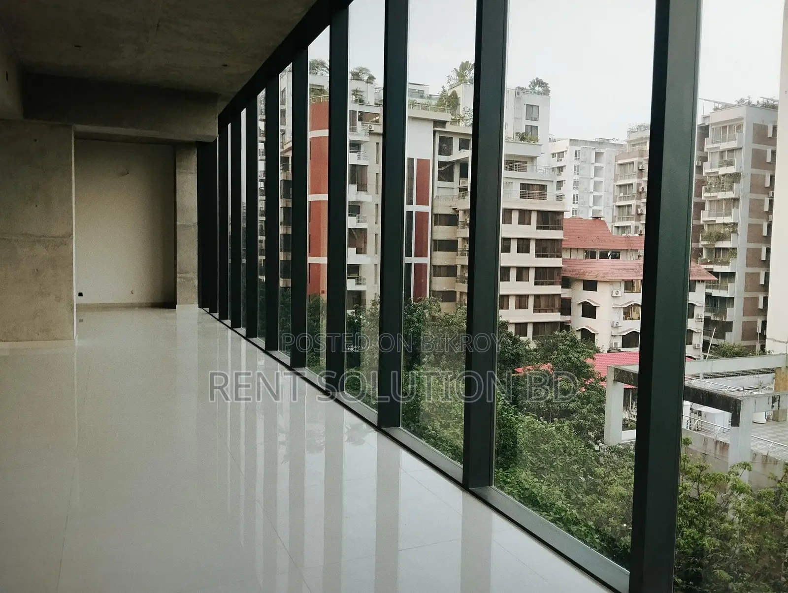 গুলশান ২-এ বিলাসবহুল বাণিজ্যিক অফিস ভাড়া