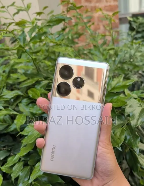 Realme GT6 (Used)