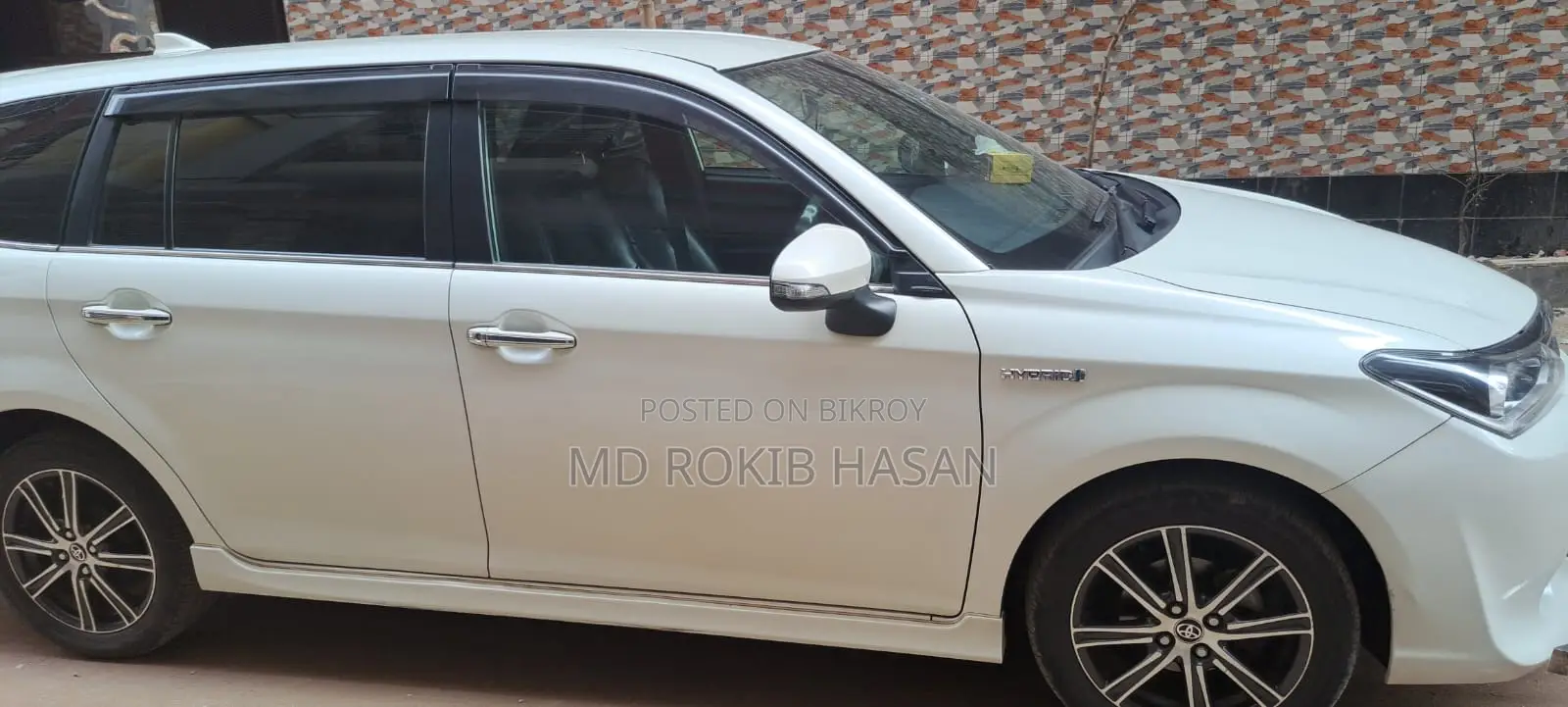 Toyota Fielder WXB HYBRID 2015