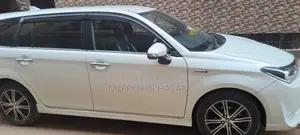 Toyota Fielder WXB HYBRID 2015