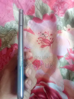 Samsung Galaxy S21 Ultra . (Used)