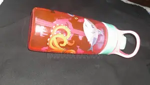 গোলাপি পানির বোতল