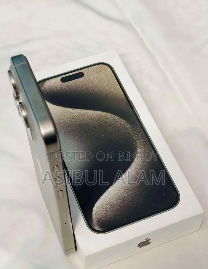 Apple iPhone 15 Pro (Used)
