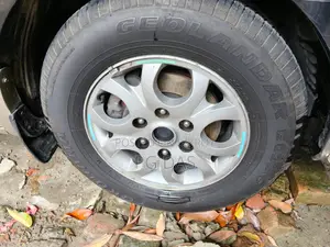 Hyundai H1 . 2012