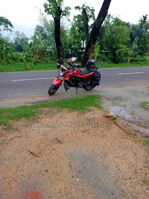 Honda Hornet 2020