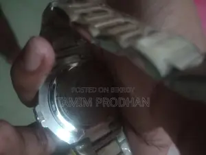 ঘড়ি বিক্রয় হবে