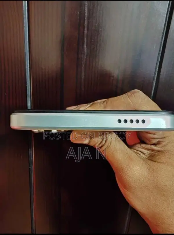 Vivo Y18 6+6/128 (Used)