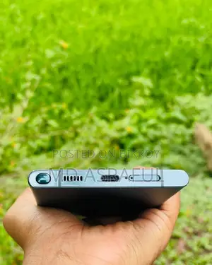 Samsung Galaxy S22 Ultra ` (Used)