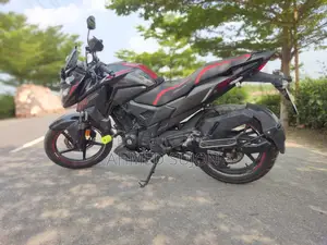 Honda X Blade 2020