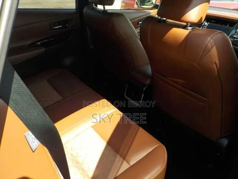 Toyota Harrier Progress-Package 2020