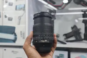 Nikon 18-105mm lens