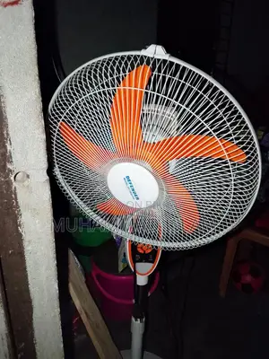 একটি টেবিল ফ্যান বিক্রি করবো