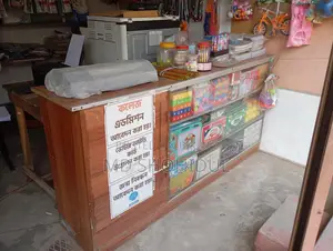 কাউন্টার টেবিল