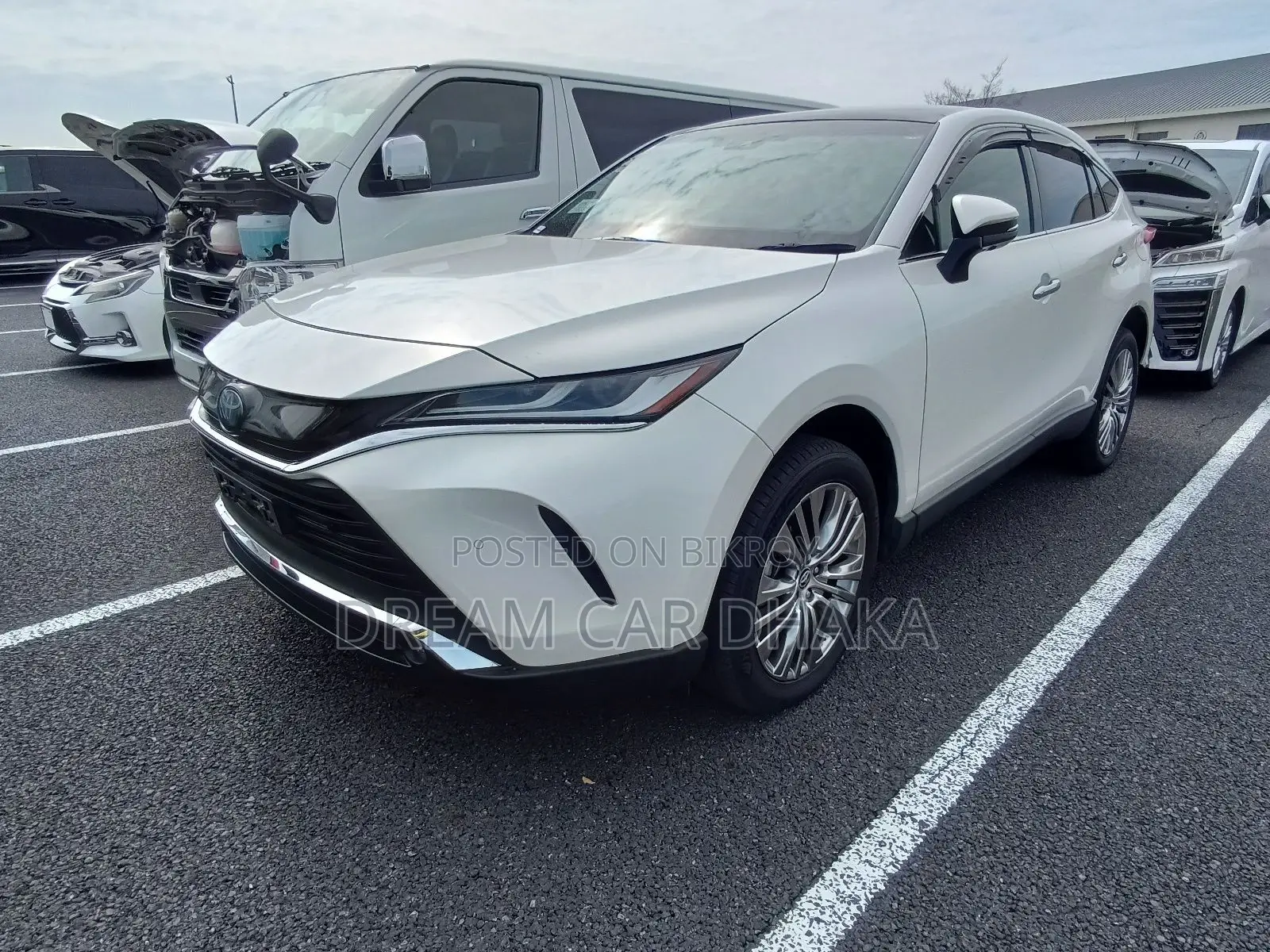 Toyota Harrier Z LEATHER PKG PEARL 2021