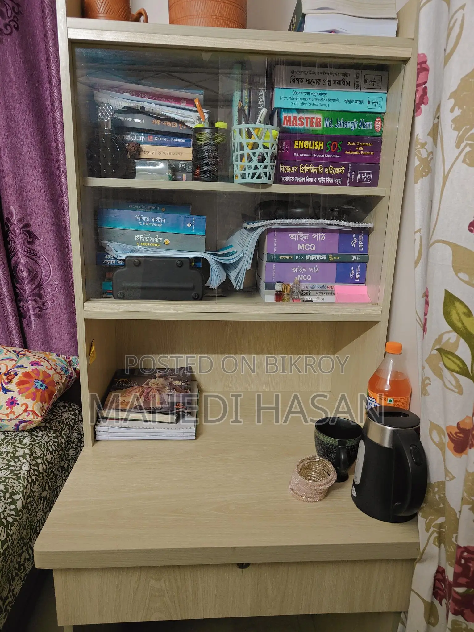 ৪ মাস ব্যবহৃত টেবিল চেয়ার