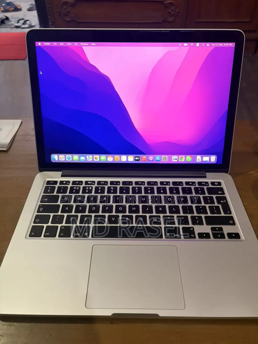 MacBook pro 13inch 2015 128gb ssd