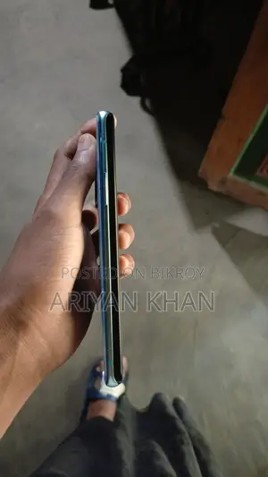 OnePlus 8 Pro (Used)