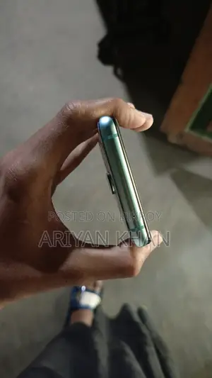 OnePlus 8 Pro (Used)