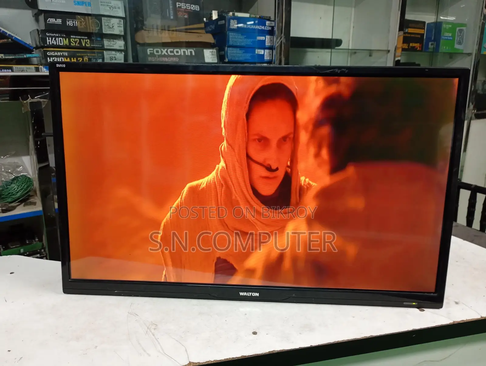 Walton Smart TV 32-inch in perfect condition, no issues