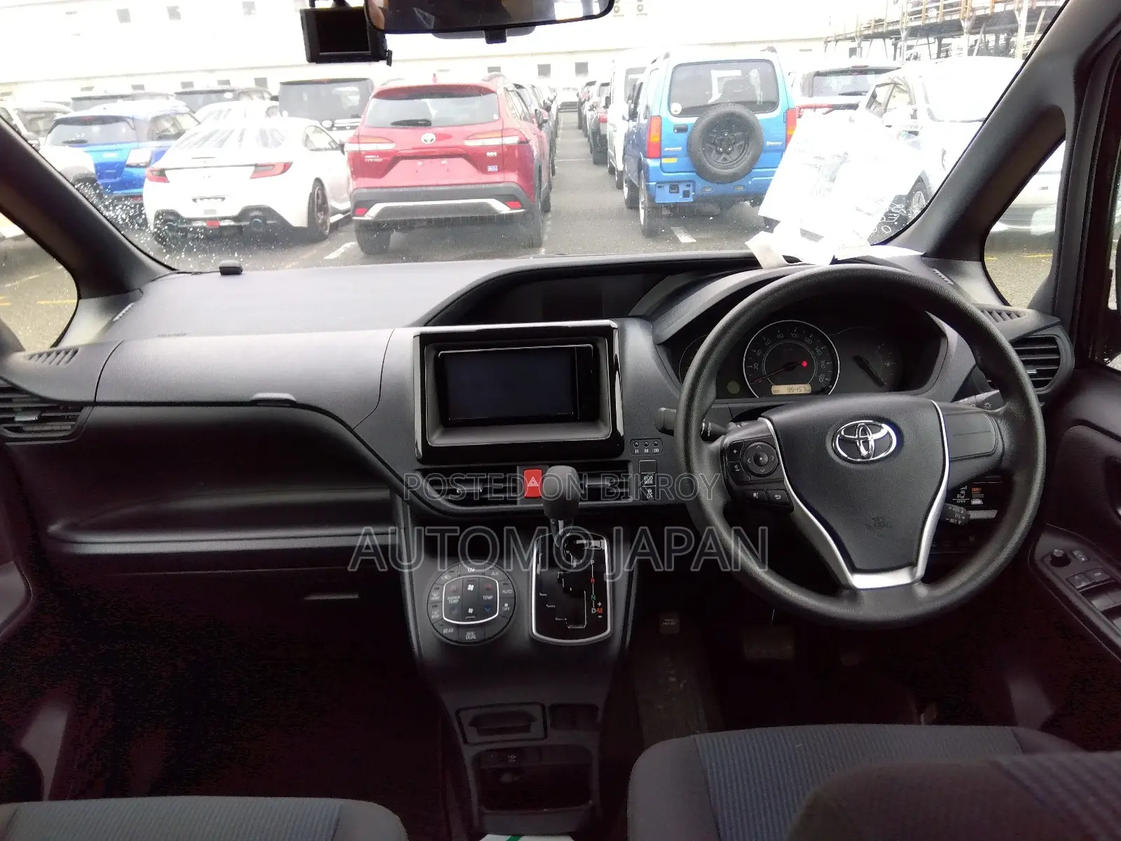 Toyota Noah X 2021